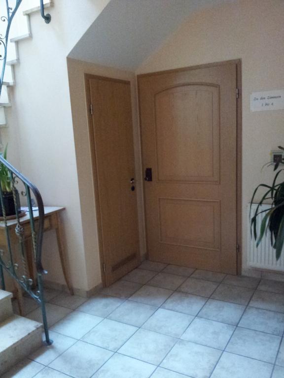 Zur Frischen Quelle Otel Oberasbach Oda fotoğraf