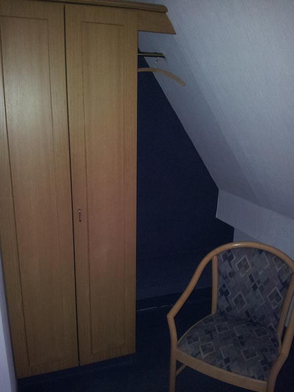 Zur Frischen Quelle Otel Oberasbach Oda fotoğraf