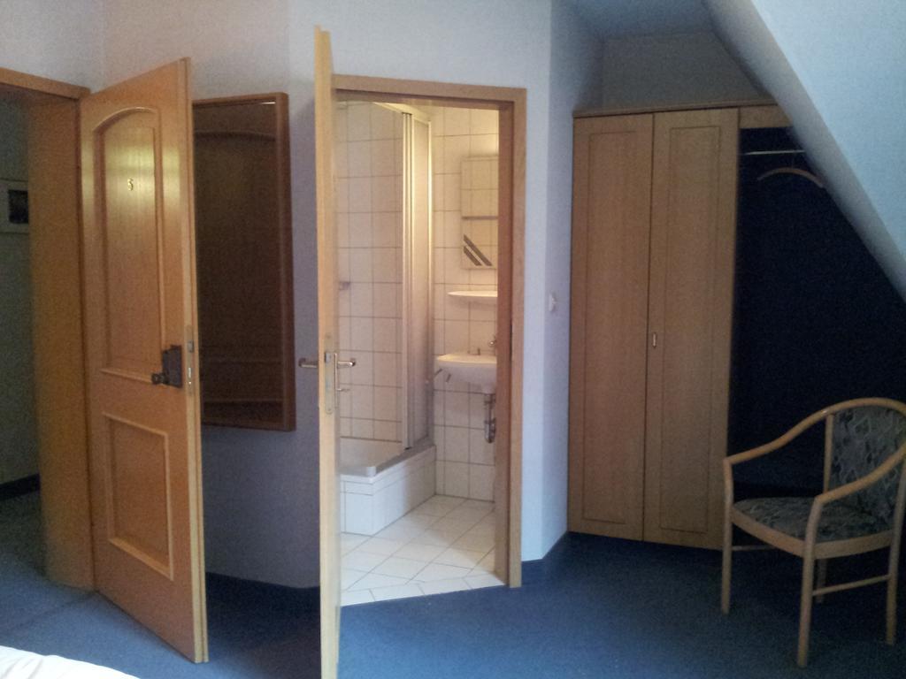Zur Frischen Quelle Otel Oberasbach Dış mekan fotoğraf